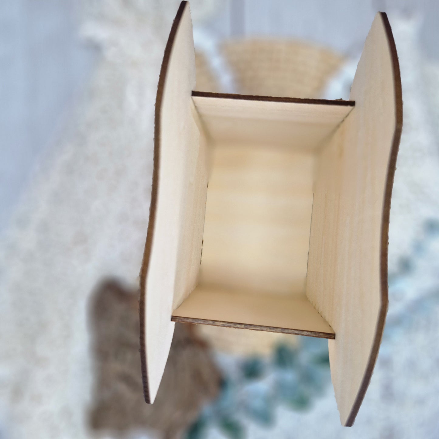Baby-Body aus Holz – Geschenk zur Geburt