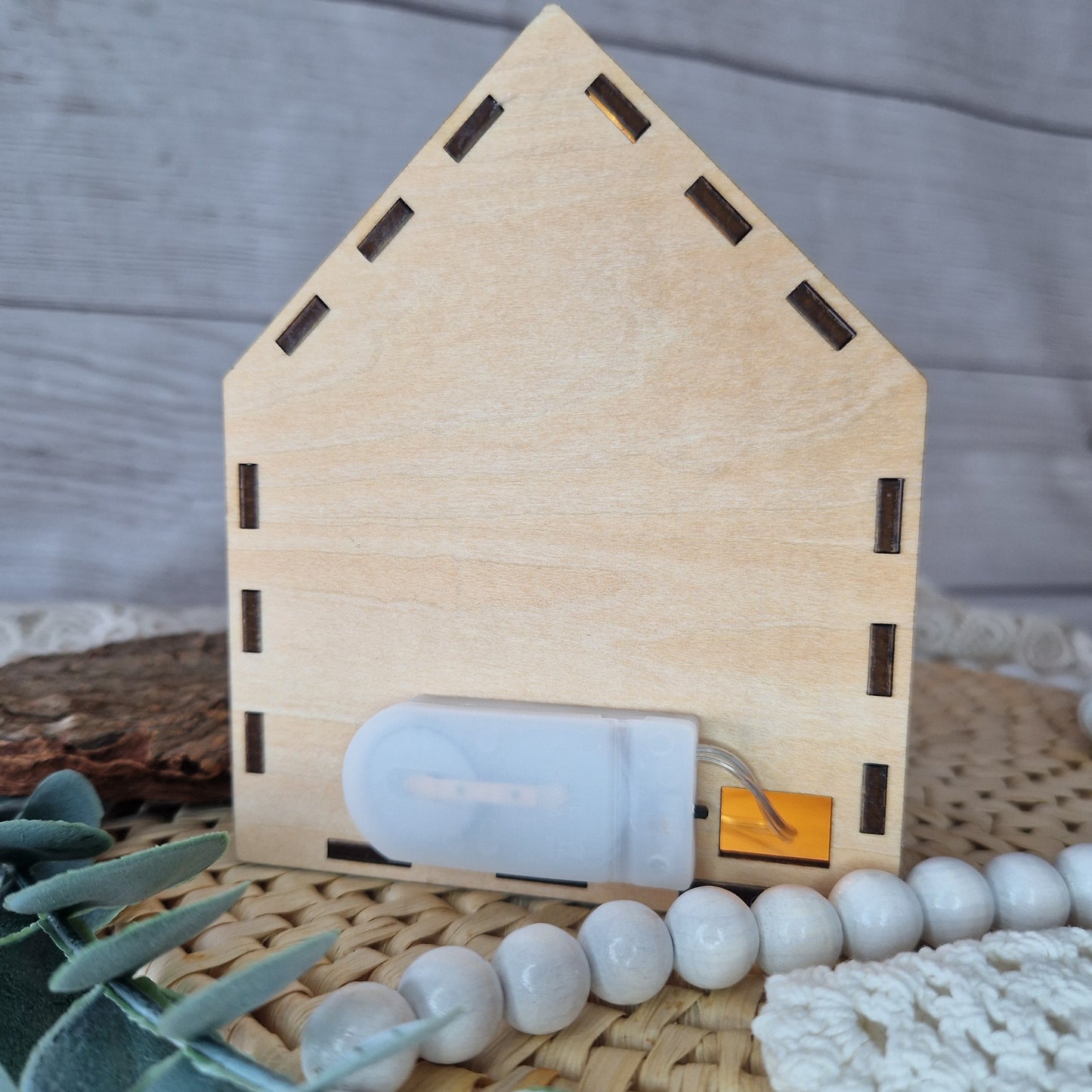 MIDI – Lichthaus aus Holz
