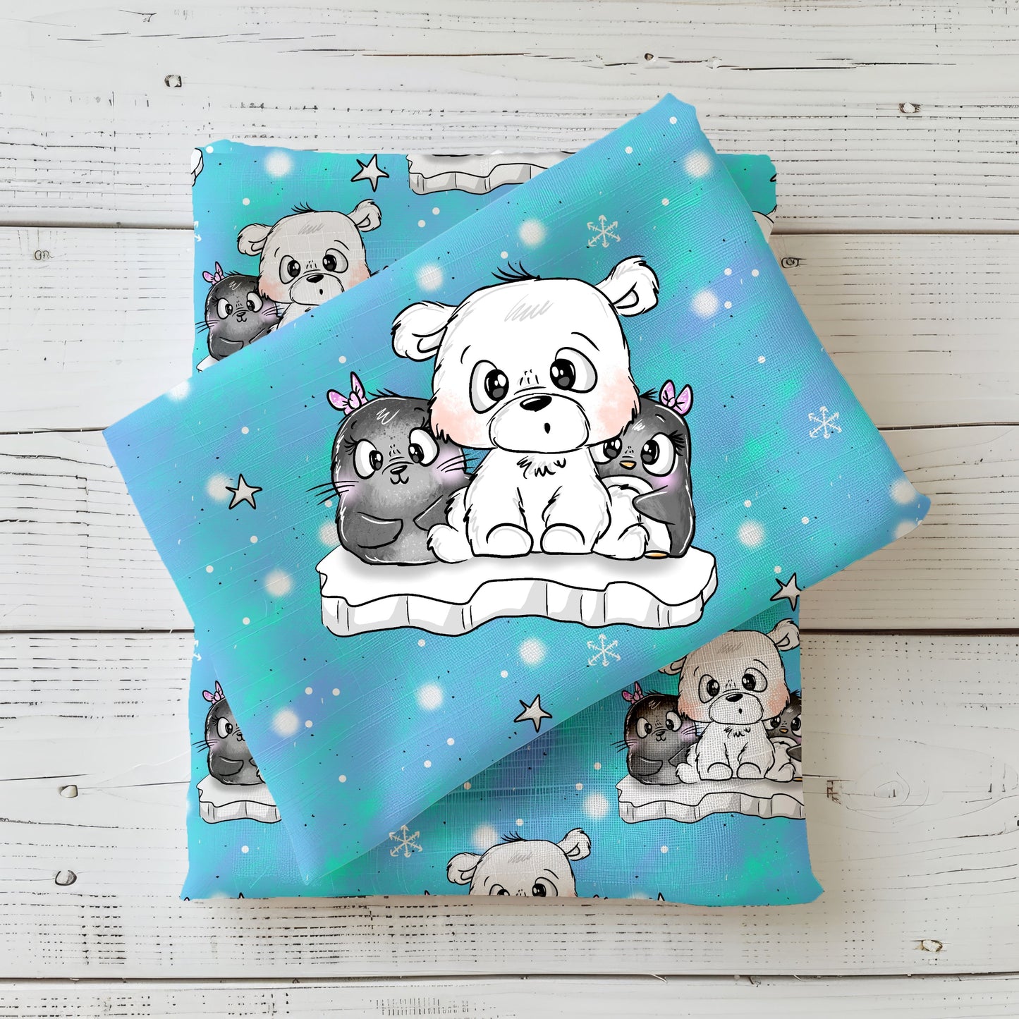 Stoffpanel „ArcticGang“ mit Eisbär, Pinguinen und Robben auf Eis.
