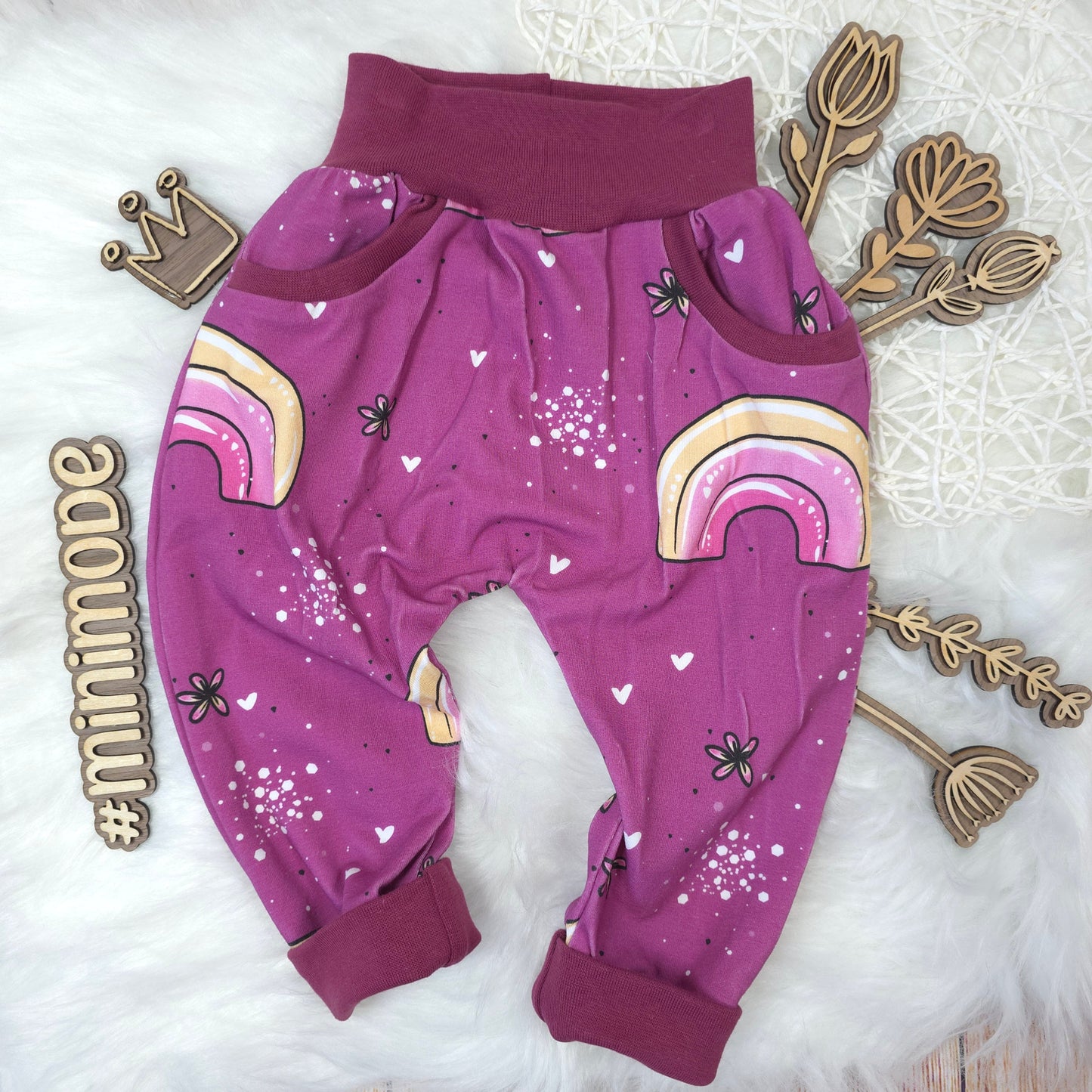 Baby Pumphose GröĂe 68 Regenbogen rosa mit Taschen Jersey handgemacht