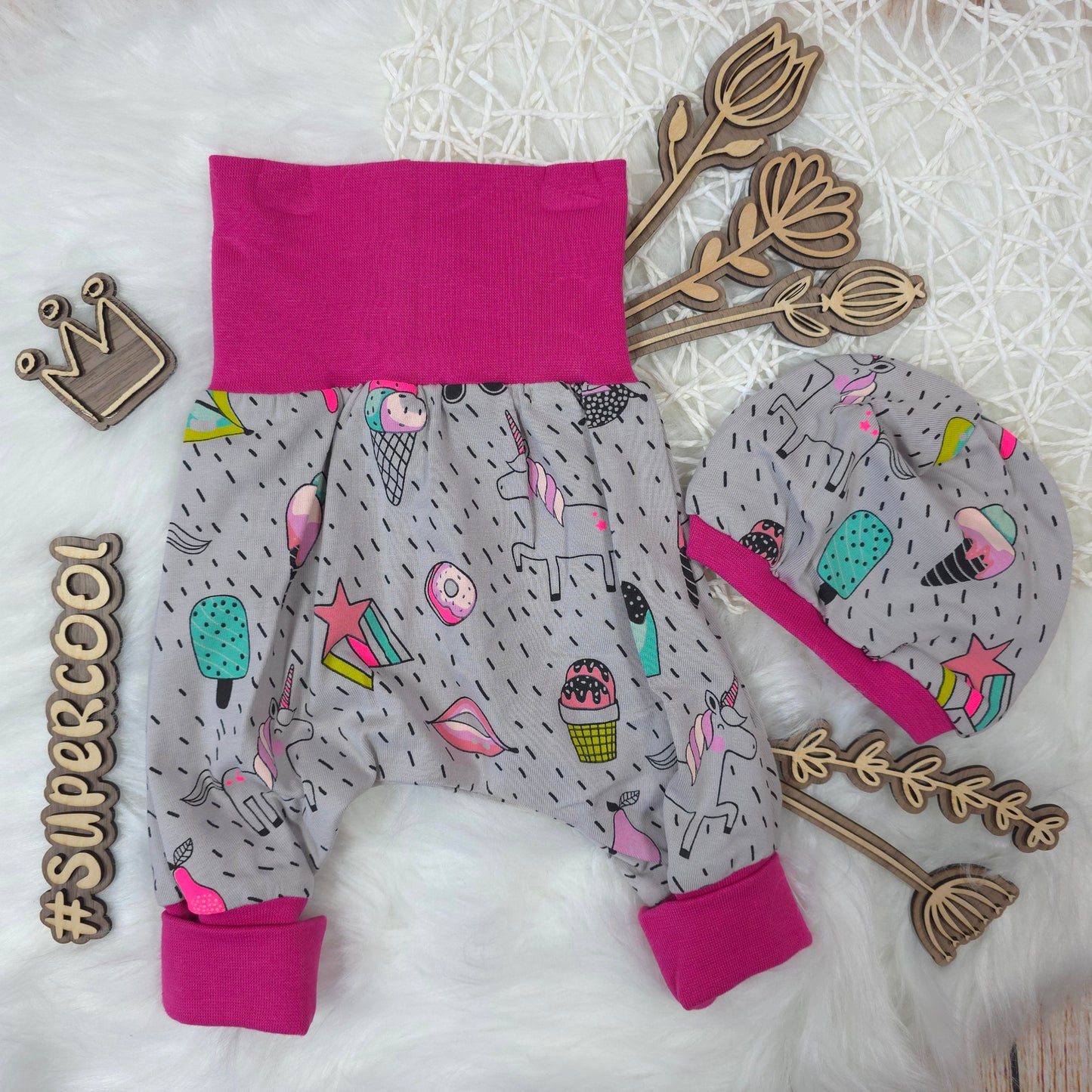 Baby Set Größe 56/62 mit Pumphose und Mütze im Einhorn und Eis Design grau pink aus Jersey handgemacht