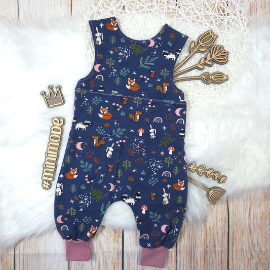 Rückseite Baby Strampler Waldtiere 62/68 aus Jersey mit Bündchen handgenäht