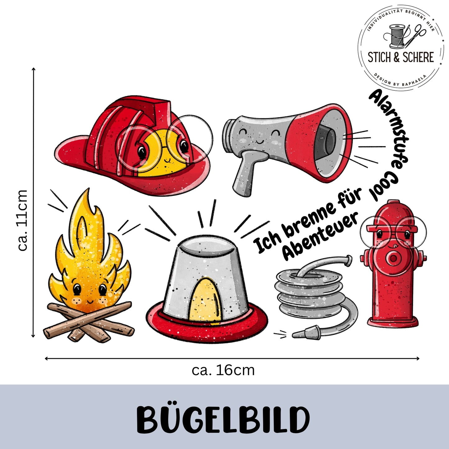 „Freigestelltes Bügelbild-Set ‚Fire Time‘ (ca. 16×11 cm): roter Feuerwehrhelm mit Gesicht, graues Megafon, gelb-orange Flamme über Holz, graue Sirenenleuchte, aufgerollter Schlauch und roter Hydrant; Schriftzüge ‚Alarmstufe‘ und ‚Ich brenne für Abenteuer‘.“