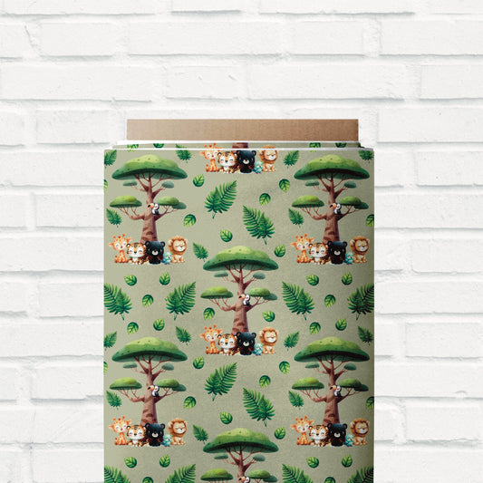 French Terry Stoff mit Dschungelmotiv – liebevoll gestaltete Tiere und Blätter für einzigartige Handmade-Projekte.