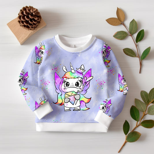 Kinderstoff „Einhornkönigin“ mit Muster für einzigartige DIY-Projekte.