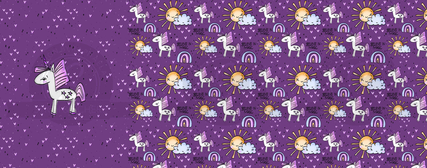 DIY-Stoffpanel „Believe in Magic“ mit süßem Einhorn-Motiv und Herzmuster.