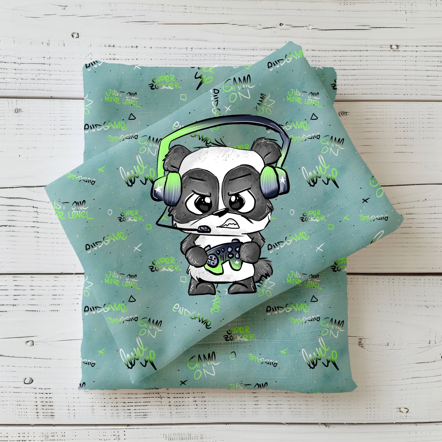 Gamepanda Stoffpanel mit Gaming-Panda, Headset und Controller auf hochwertigem Jersey & French Terry: