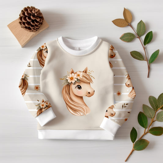Hochwertiger Jersey oder French Terry Stoff mit Pferdemotiv für Mädchenkleidung.
