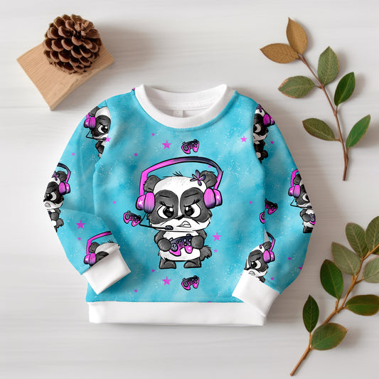 Verspielter Zockerpanda-Stoff mit Gaming-Motiven auf hochwertigem Jersey oder French Terry.