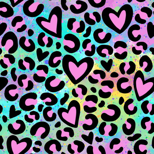 Leo Herzen Rainbow – Bunter Kinderstoff mit schwarzem Leo-Print & Herzen.