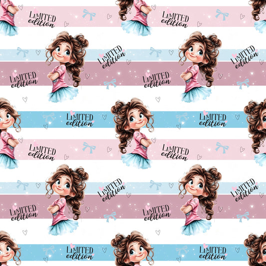 Limited Edition Kinderstoff mit süßem Mädchenmotiv in Rosa und Blau.