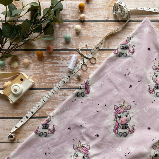 Magischer Kinderstoff "Smile" – ideal für DIY-Nähprojekte & Babybekleidung.