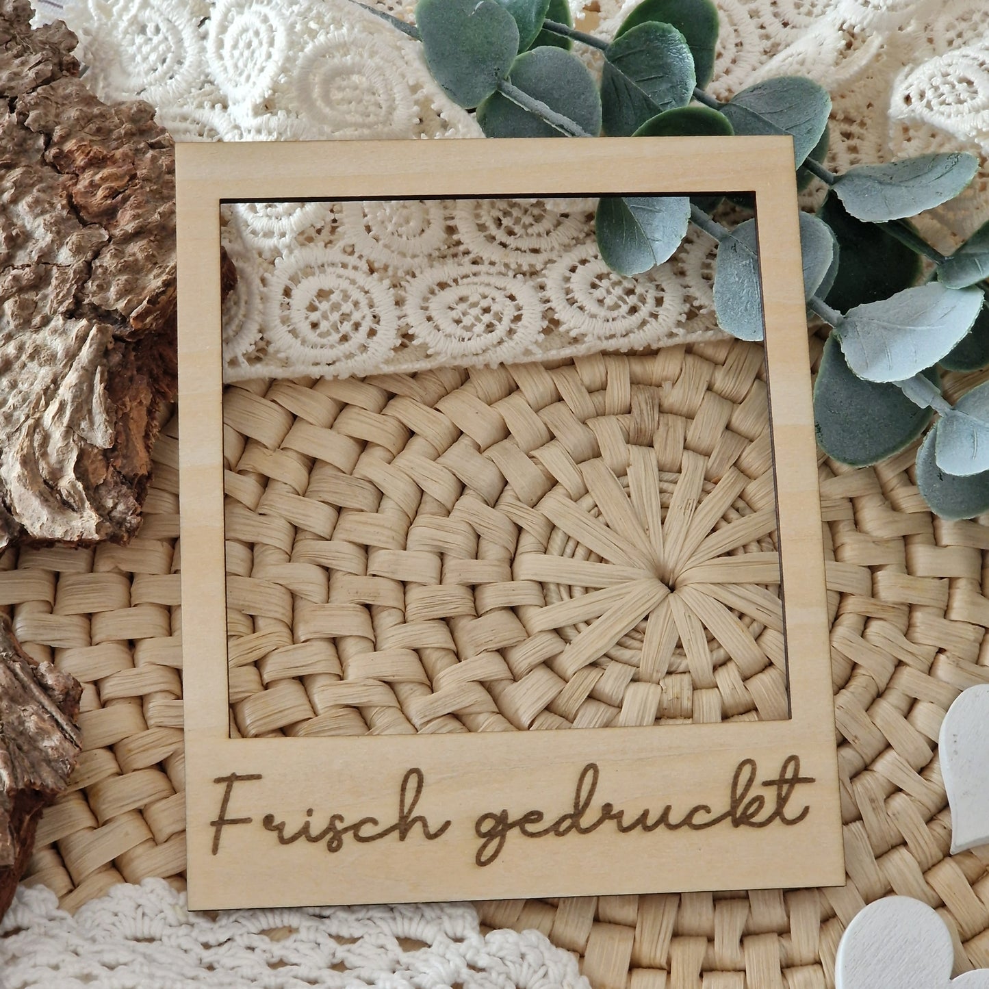 Polaroidrahmen aus Holz „Frisch gedruckt“ – stilvolles Flatlay-Accessoire für DIY-Projekte, Druckdesigns & Produktneuheiten