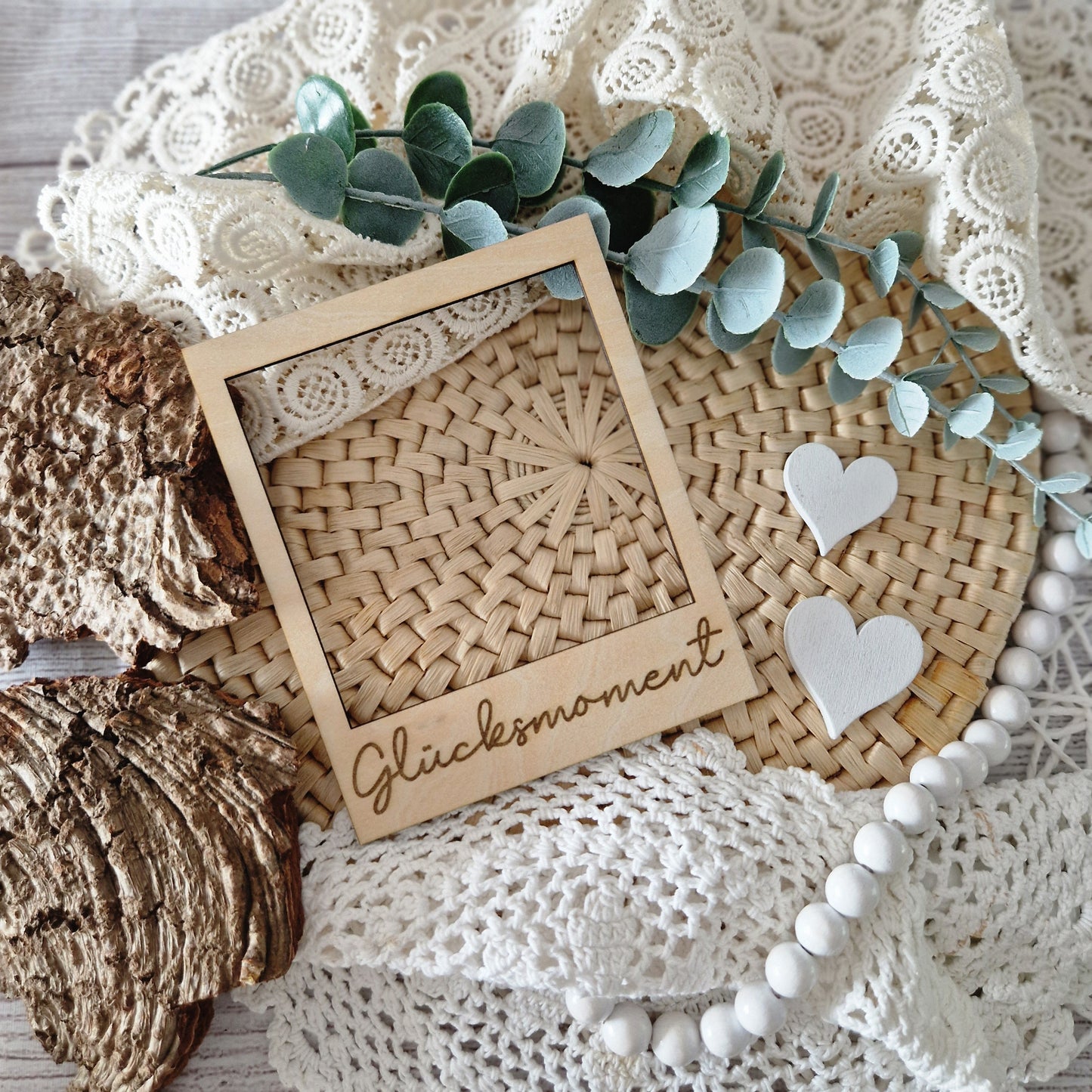 Polaroidrahmen aus Holz mit Gravur „Glücksmoment“ – dekoratives Fotoaccessoire für Flatlays, Babyfotos & handgemachte Highlights: