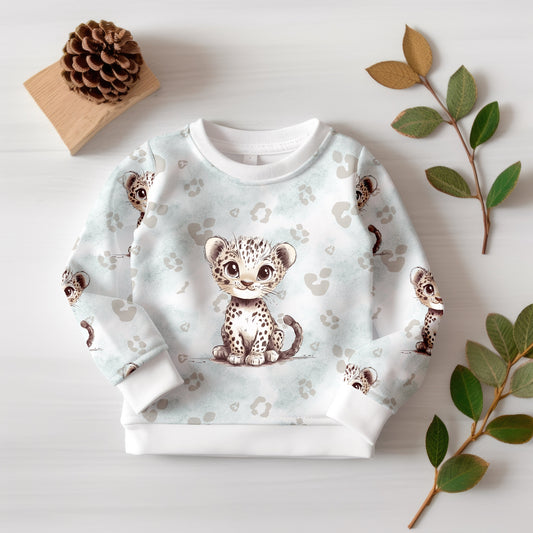 Hochwertiger Kinderstoff mit niedlichem Leopardenmotiv und harmonierender Musterstoff-Kombi.