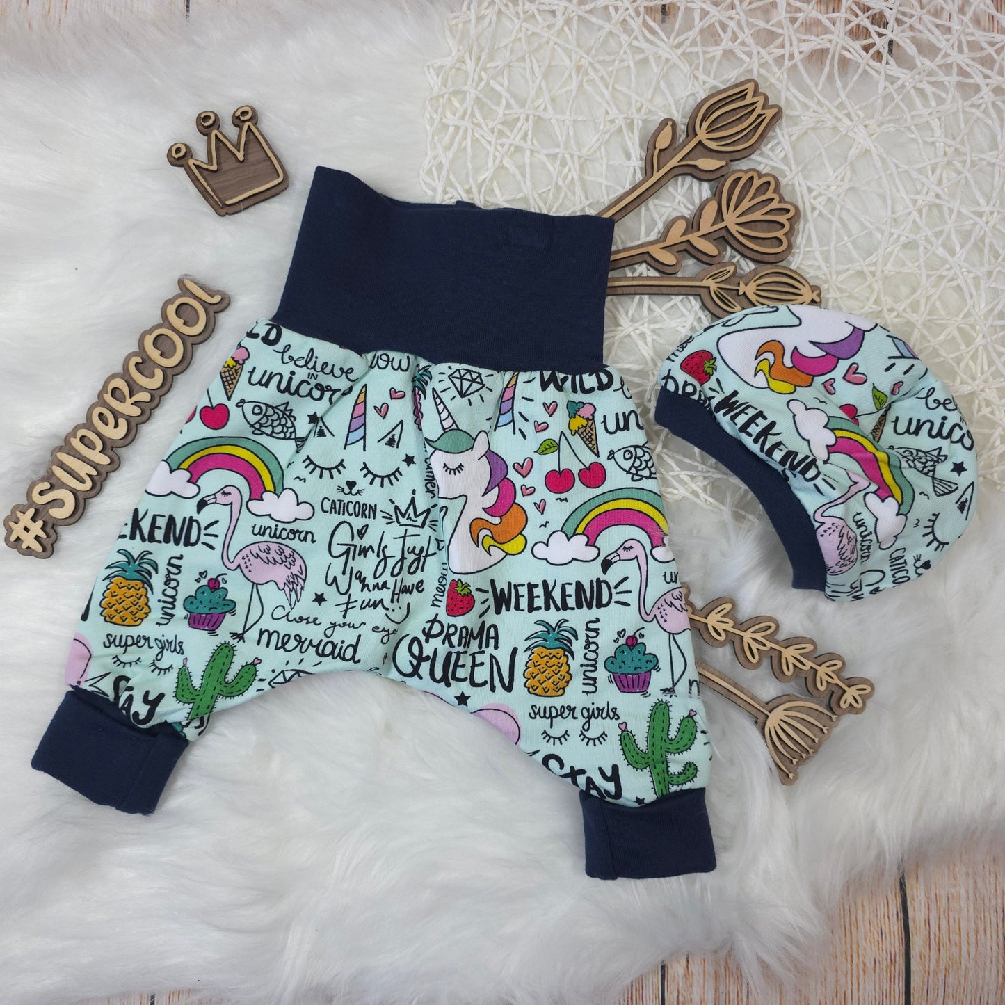 Baby Set Größe 56/62 mit Pumphose und Mütze im Einhorn Regenbogen Design aus French Terry handgemacht