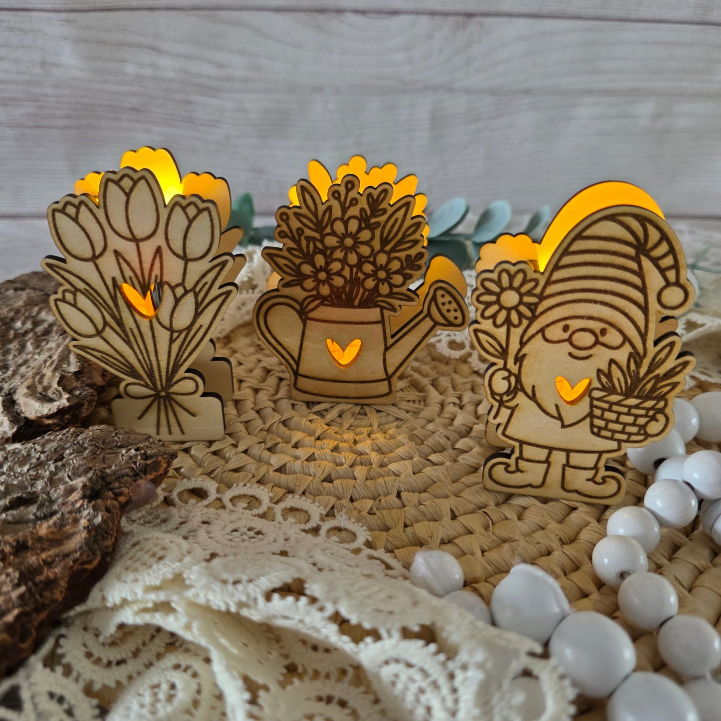 Ballonlichter Frühlingszauber Set aus Holz mit LED Wichtel Tulpen Gießkanne