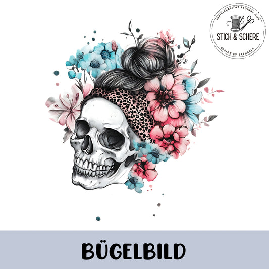 Dark Bloom Bügelbild in 3 Größen – ideal für Shirts und Hoodies.