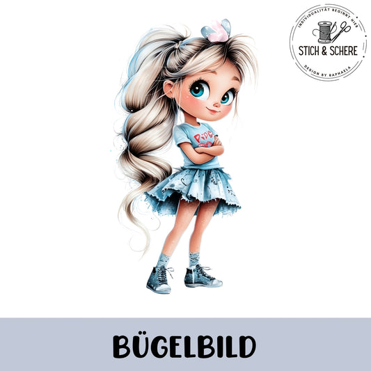 Bügelbild mit selbstbewusstem Mädchen mit langen Haaren und blauem Outfit in 10 oder 15 cm.