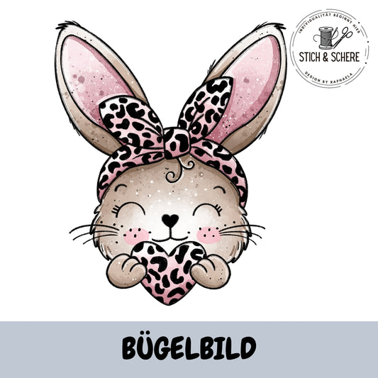 Bügelbild Häschen mit großen Augen und Leo-Herz 10 oder 15 cm – Katzengold-Designs