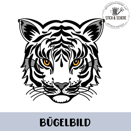„Freigestelltes Bügelbild: frontal gezeichneter weißer Tigerkopf mit schwarzen Streifen und goldenen Augen; klarer, kontrastreicher Illustrationsstil.“