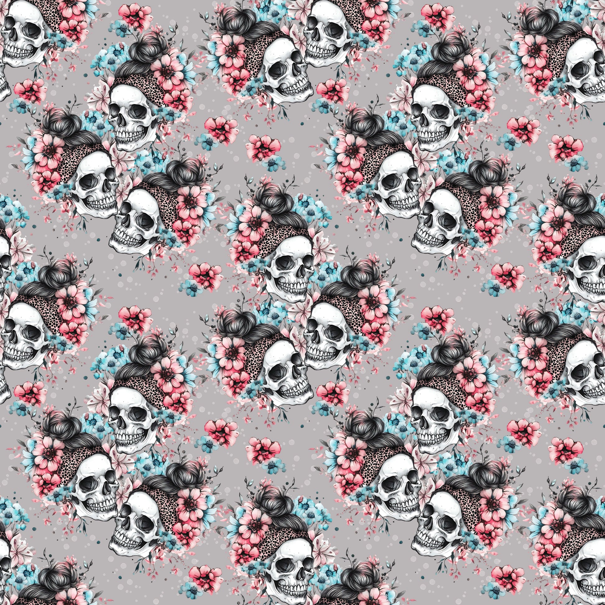 Dark Bloom Stoff mit Totenköpfen und Blumen auf hellgrau.