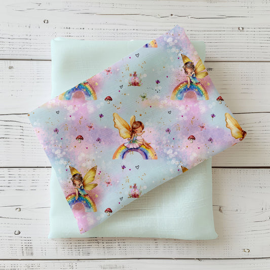 Hochwertiger Kinderstoff "Zauberfee Blau" – weicher Jersey mit Feen-Design auf Blau.