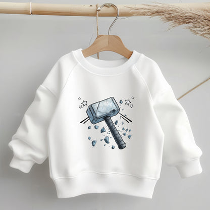 Powerhammer Bügelbild auf Kinderpullover – coole Illustration mit Hammer und Sternen.