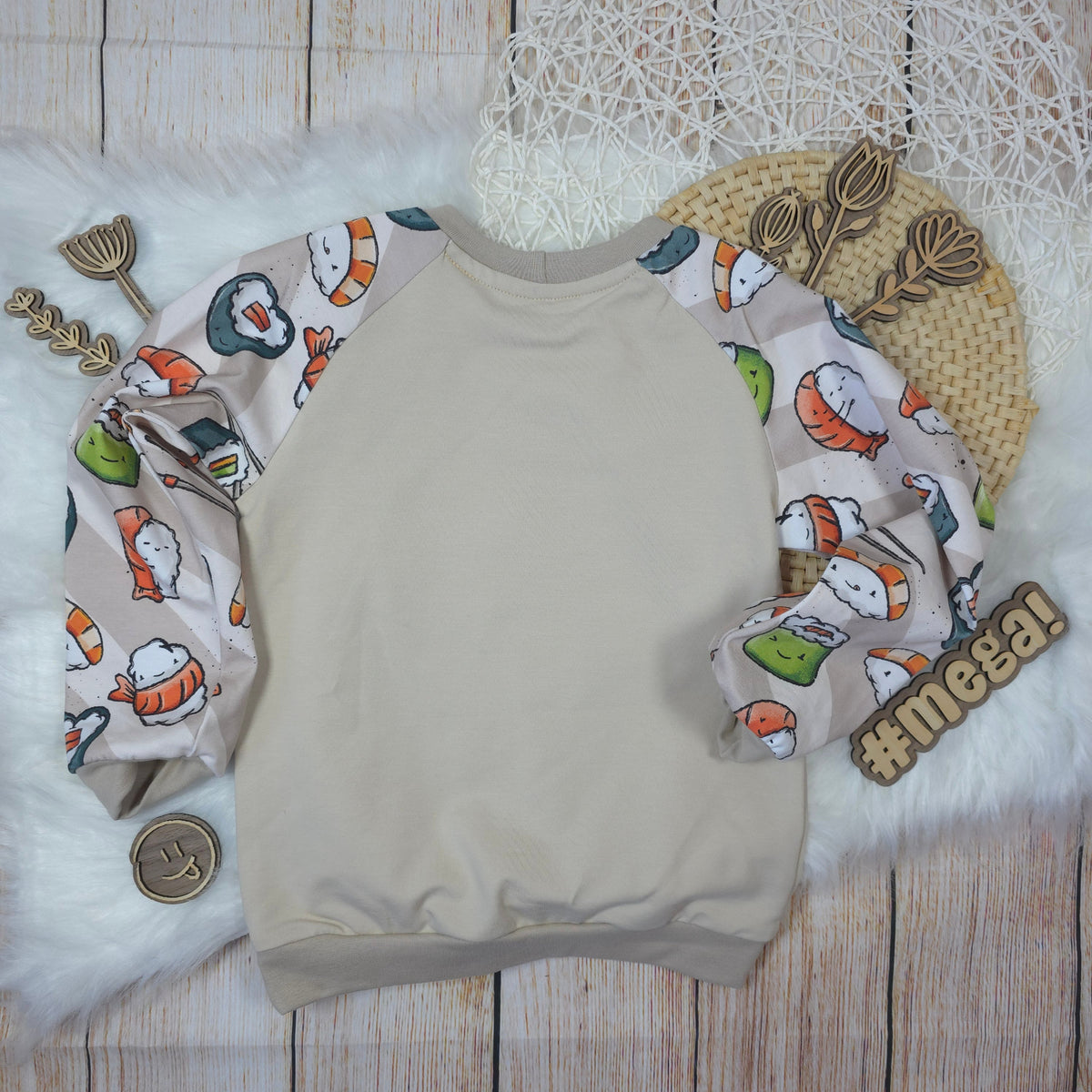 Kinder Pullover Größe 110 Sushi Design Rückseite handgemacht