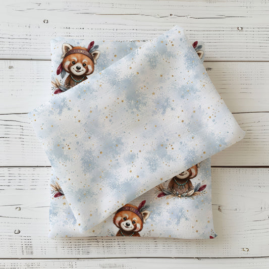 Boho Roter Panda Kombi Stoff mit hellblauer Aquarellstruktur und goldenen Sternen, kombiniert mit dem Hauptdesign Boho Roter Panda.