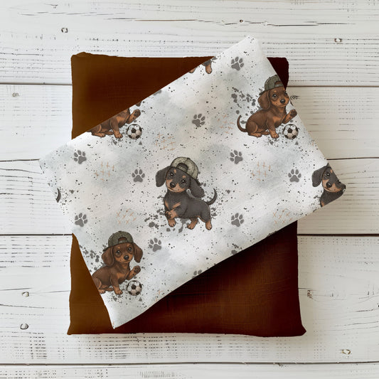 Stoff mit coolen Dackeln im Cap-Design für Kinderkleidung und Accessoires