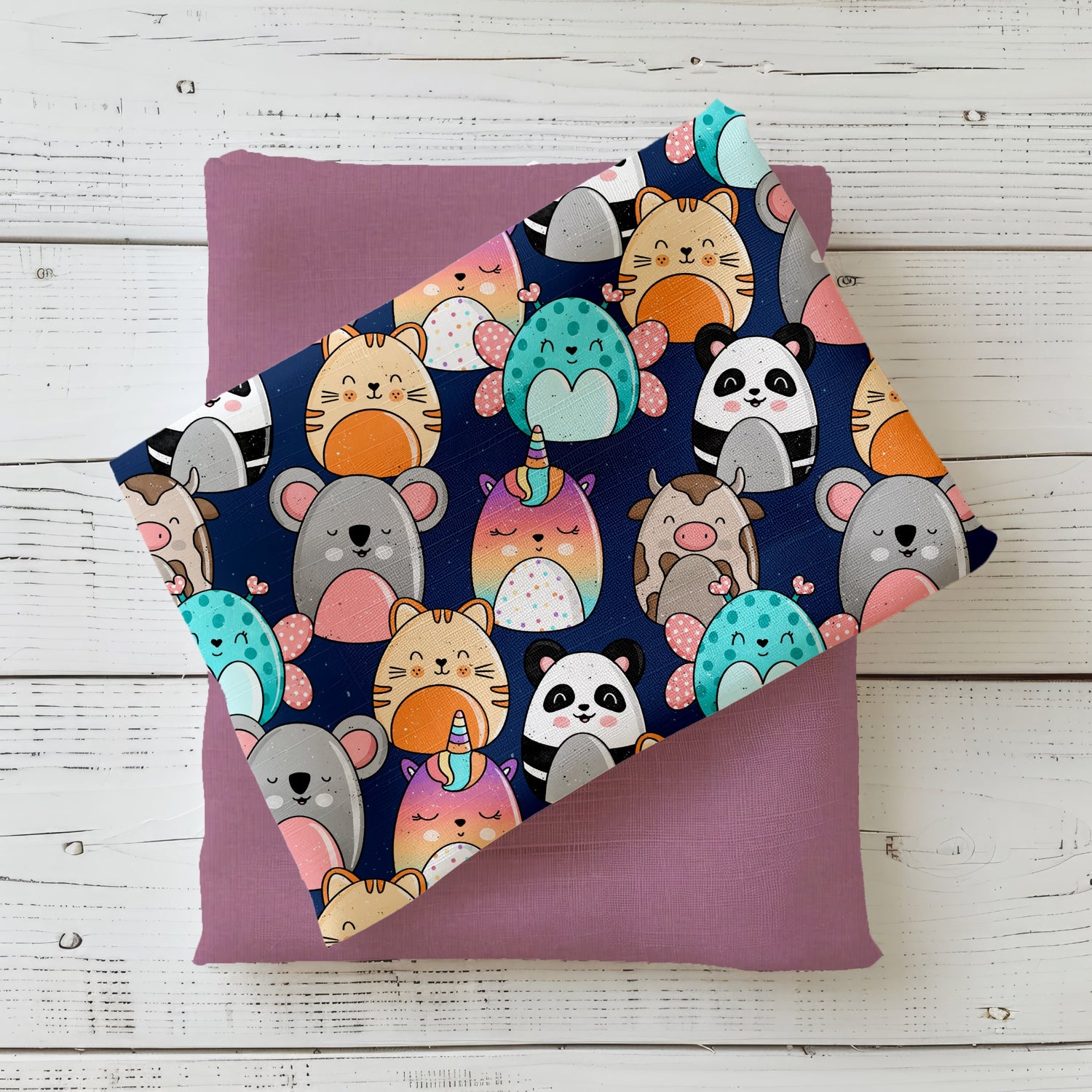 „Flauschis“ – Jersey/French Terry mit Pandas, Katzen, Einhörnern, Kühen & Koalas auf dunkelblauem Hintergrund.