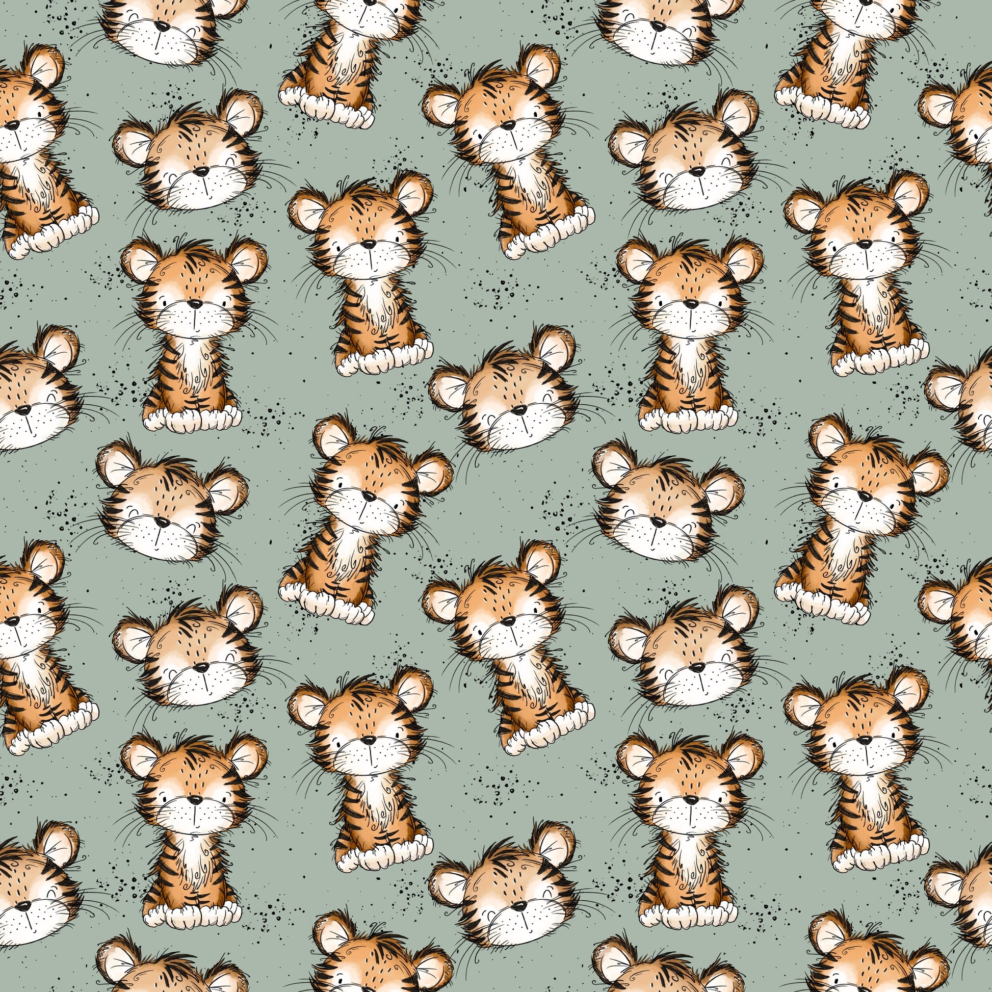 Detailansicht der Stoffmeterware mit verspieltem Tiger-Allover. Auf einem ruhigen salbeigrünen Grund sind handgezeichnete Tigerköpfe und kleine sitzende Tiger gleichmäßig angeordnet. Feine dunkle Sprenkel lockern das Design auf und verleihen ihm eine moderne, handillustrative Optik. Das Muster wirkt freundlich, kindgerecht und harmonisch und eignet sich ideal für Kinderkleidung und Accessoires. Design von Katzengold-Designs.